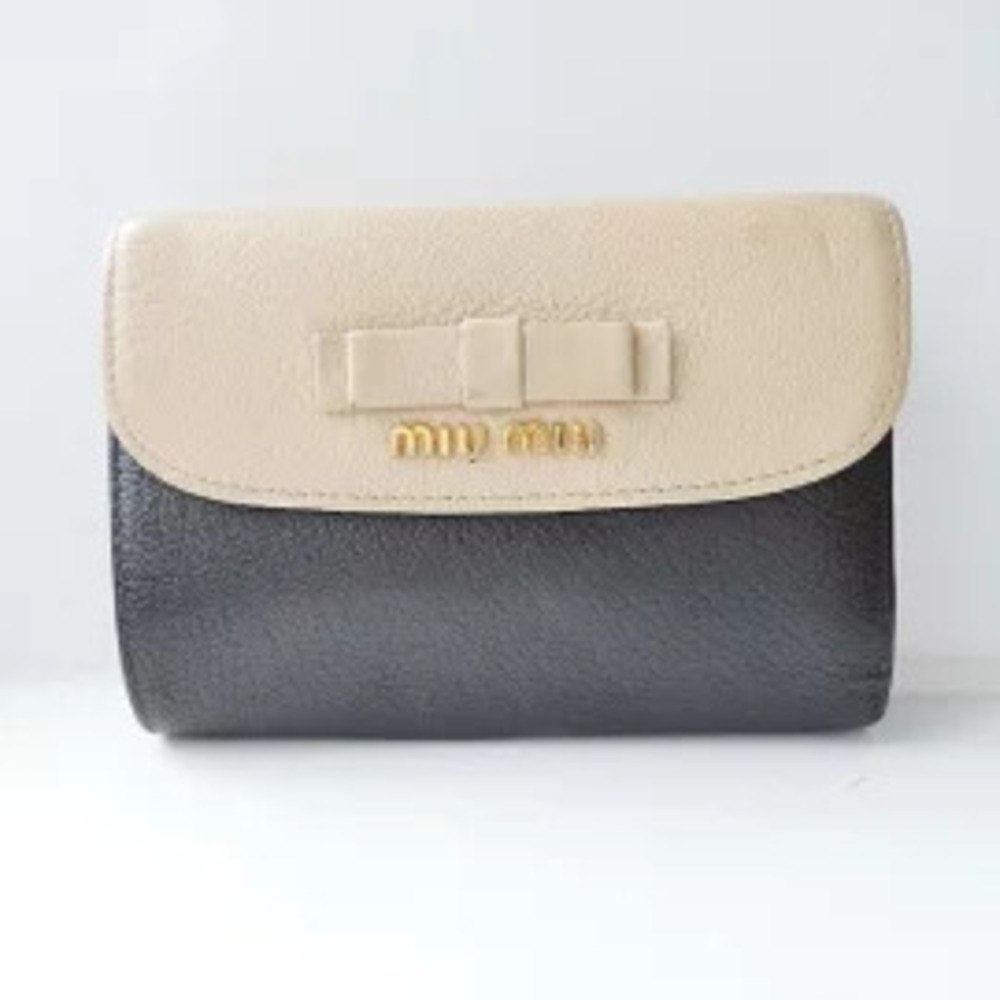 Miu Miu Bi fold Wallet Ribbon L shaped Zipper Black Pink Beige Cream Leather